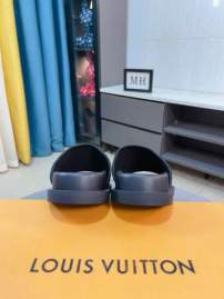 Picture of Louis Vuitton Slippers _SKULVsz38-44mnf10061222